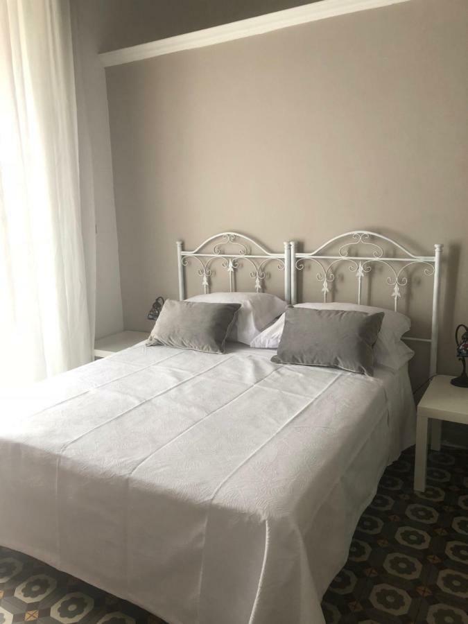 Al Viavai Hotel Palermo Bagian luar foto